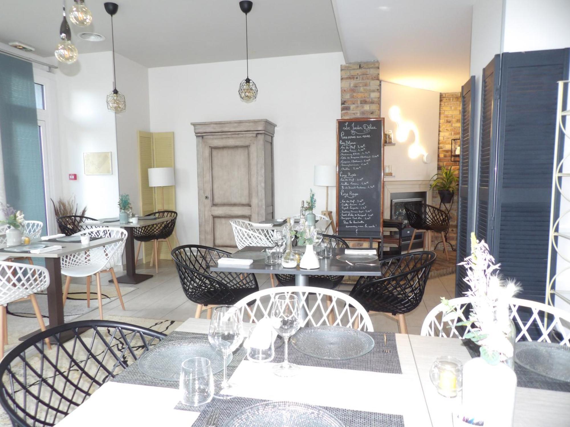 Restaurant Le Jardin Delice Saint-Victor-des-Oules